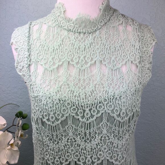 Free People Lace Open Back Seafoam Scallop Hem Dress NWT - Picture 6 of 8